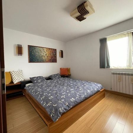 Sunny Two Room Apartment, Baneasa, Petrom City, Free Wi-Fi And Underground Parking Bukares Bagian luar foto