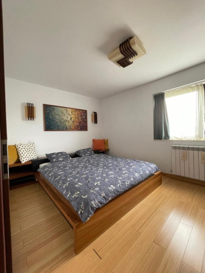 Sunny Two Room Apartment, Baneasa, Petrom City, Free Wi-Fi And Underground Parking Bukares Bagian luar foto