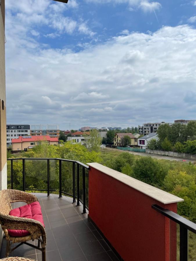 Sunny Two Room Apartment, Baneasa, Petrom City, Free Wi-Fi And Underground Parking Bukares Bagian luar foto